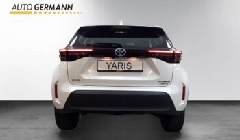 TOYOTA Yaris Cross 1.5 VVT-i HSD Trend AWD-i (SUV / Geländewagen) voll